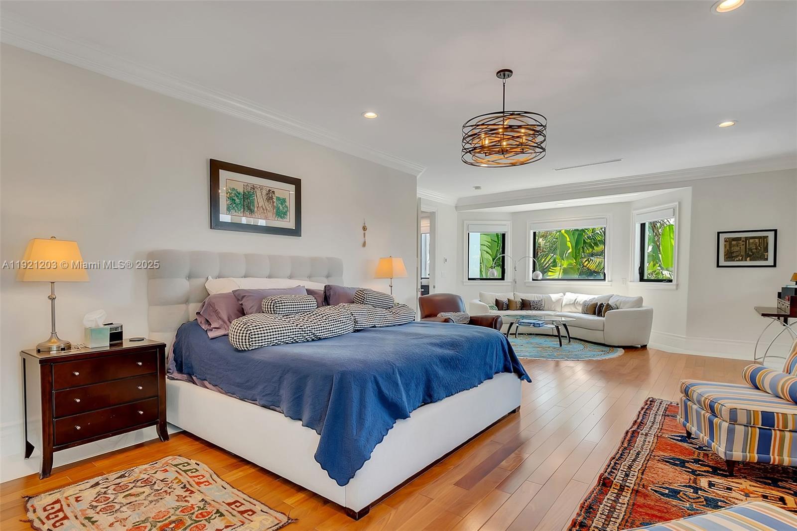 7400 SW 72nd Ct Miami, FL 33143