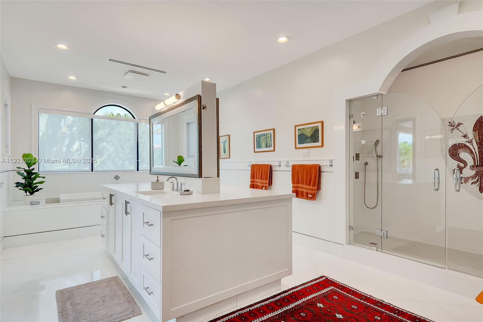 7400 SW 72nd Ct Miami, FL 33143