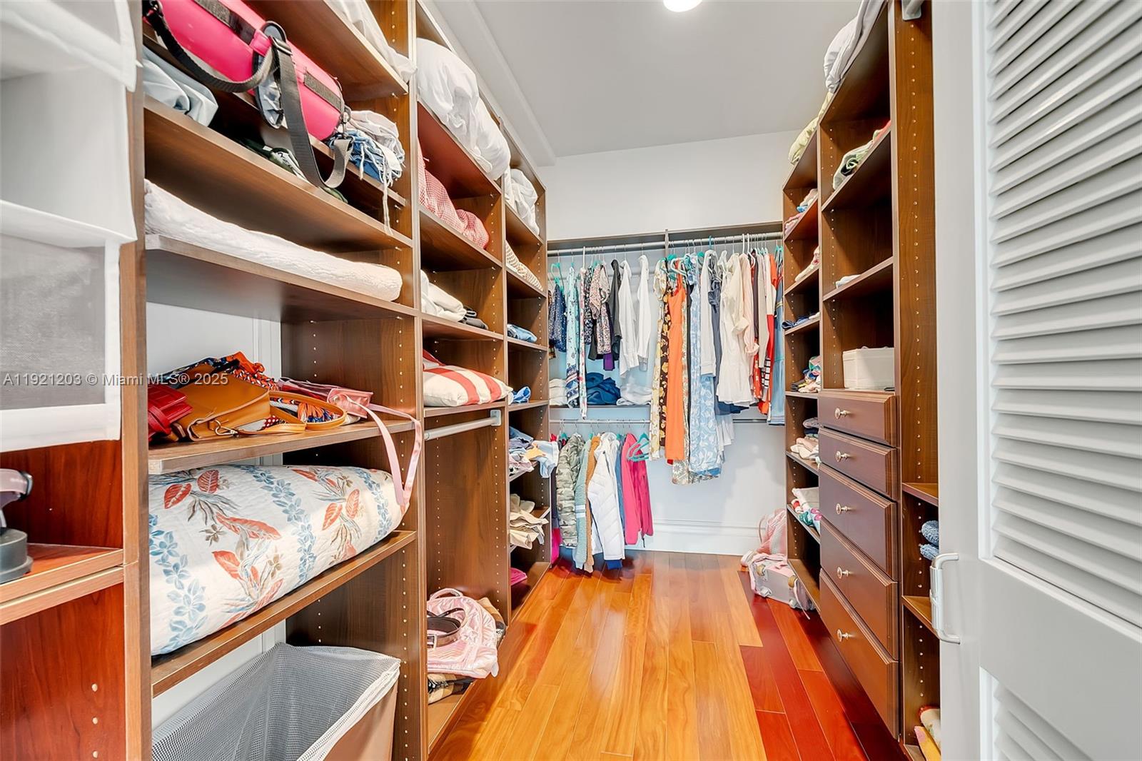 7400 SW 72nd Ct Miami, FL 33143