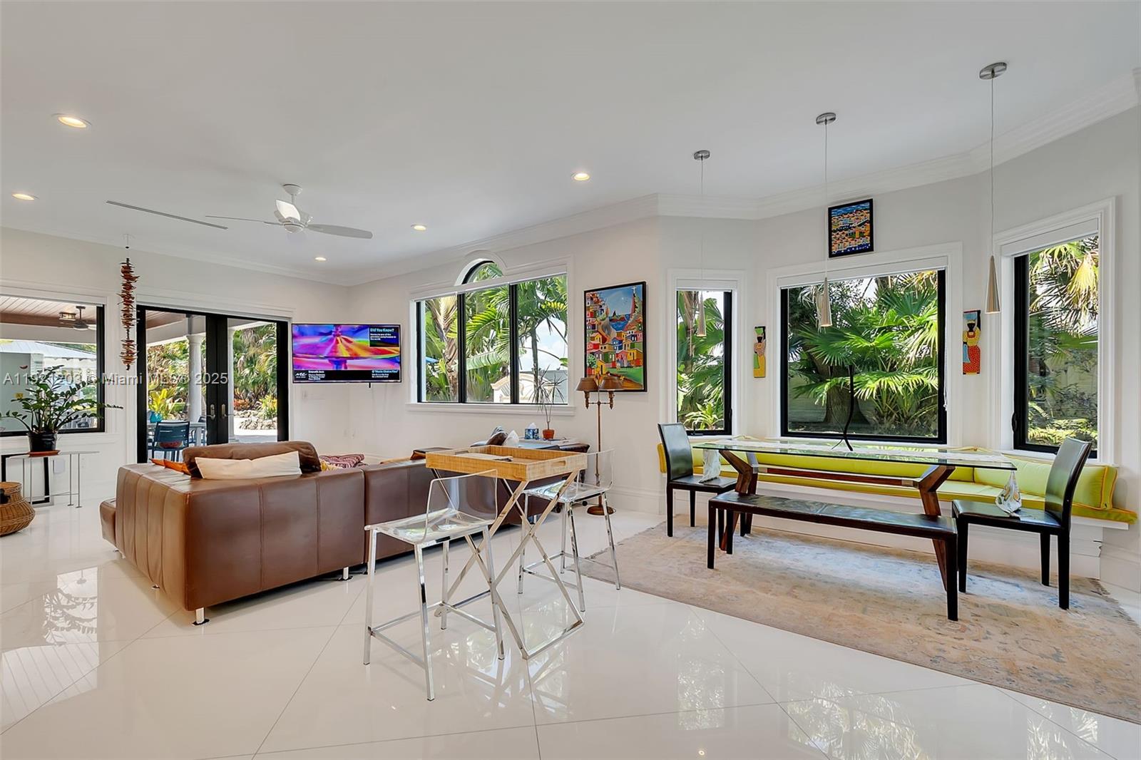 7400 SW 72nd Ct Miami, FL 33143