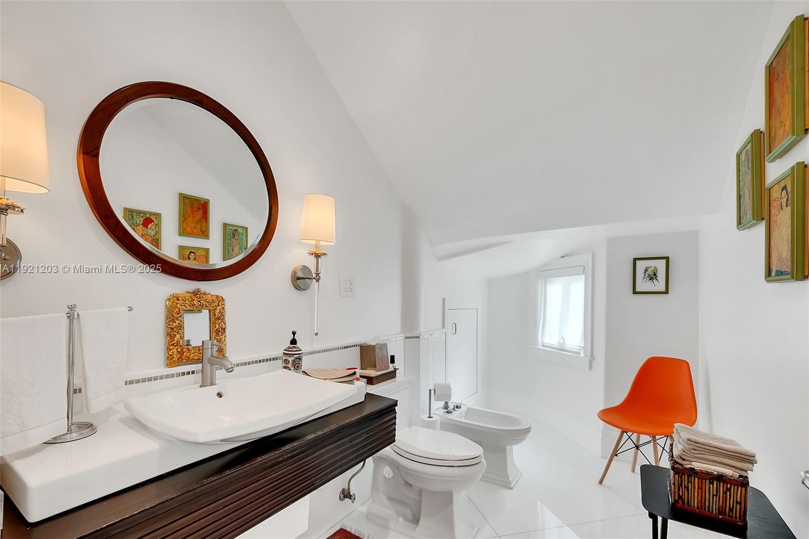 7400 SW 72nd Ct Miami, FL 33143