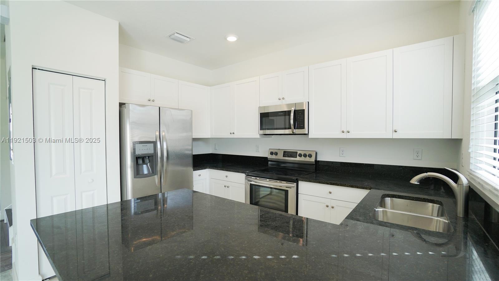 11214 SW 249th St Homestead, FL 33032