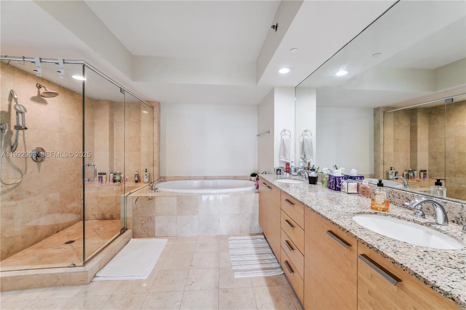 1830 S Ocean Dr #3002 Hallandale Beach, FL 33009