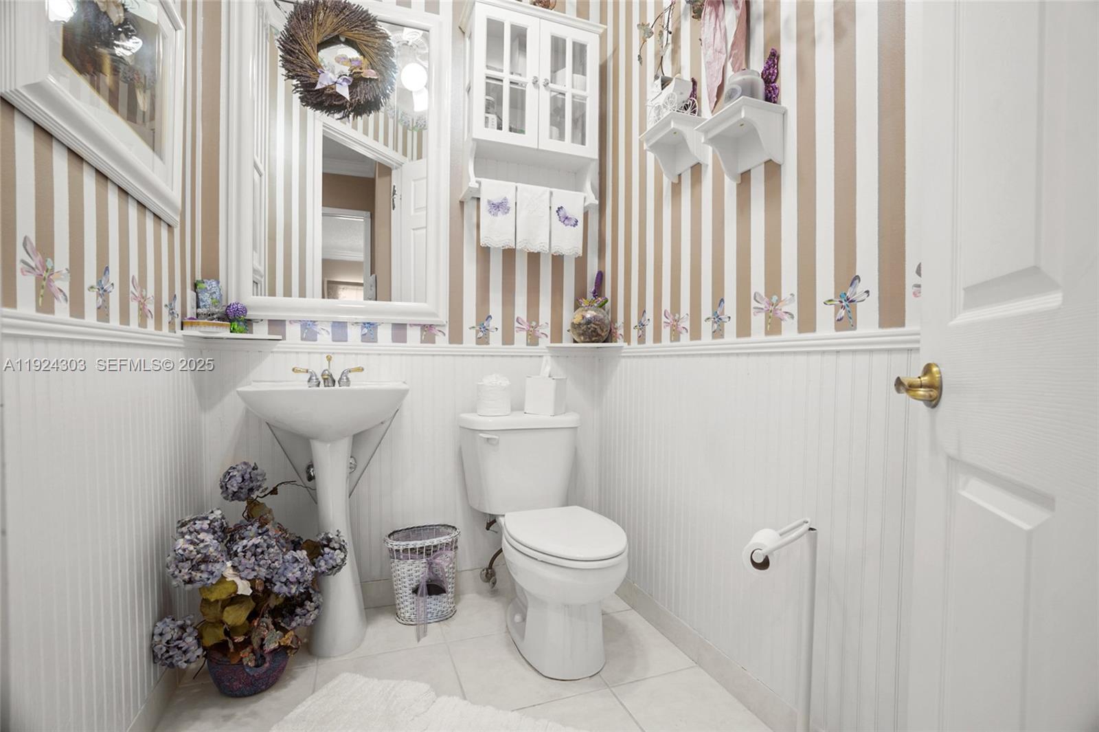 6569 Jog Estates Ln Boynton Beach, FL 33437