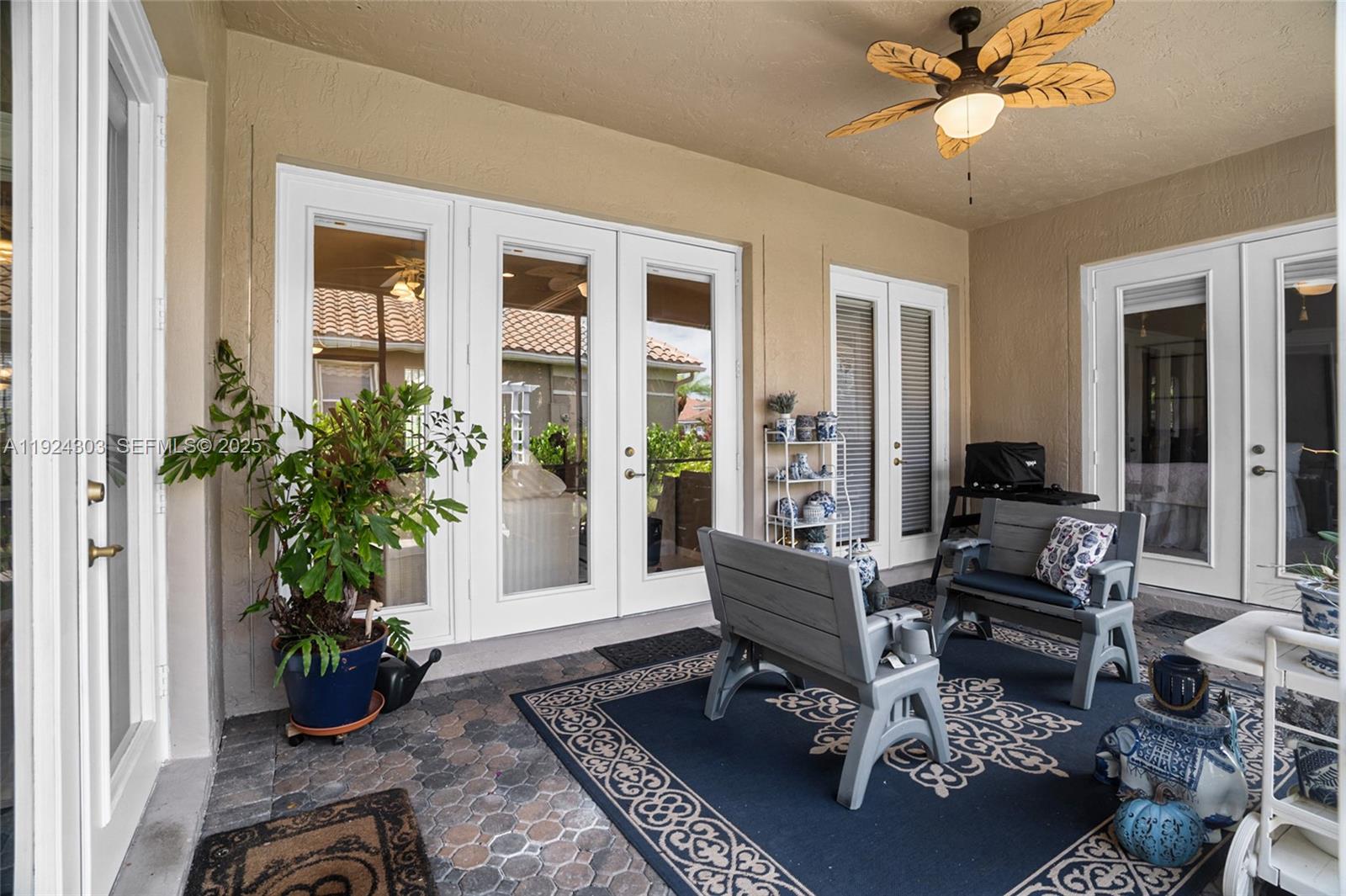 6569 Jog Estates Ln Boynton Beach, FL 33437