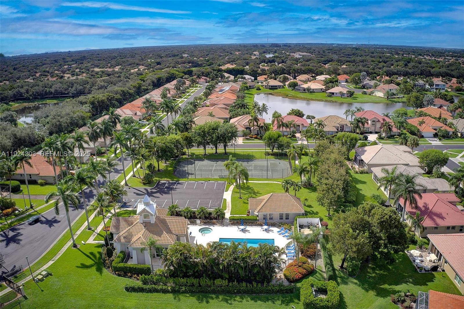 6569 Jog Estates Ln Boynton Beach, FL 33437