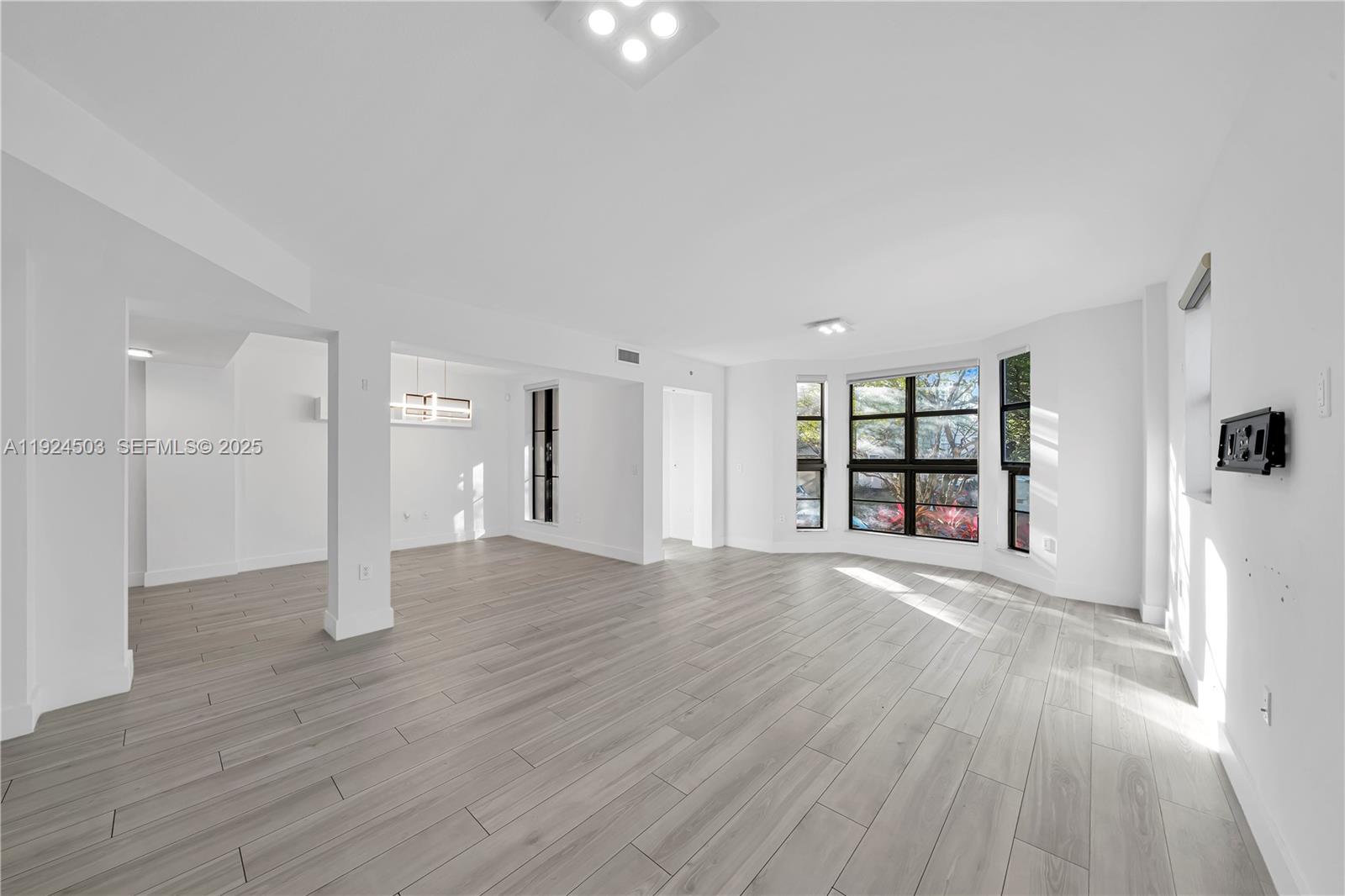 1650 Galiano St #TH15 Coral Gables, FL 33134