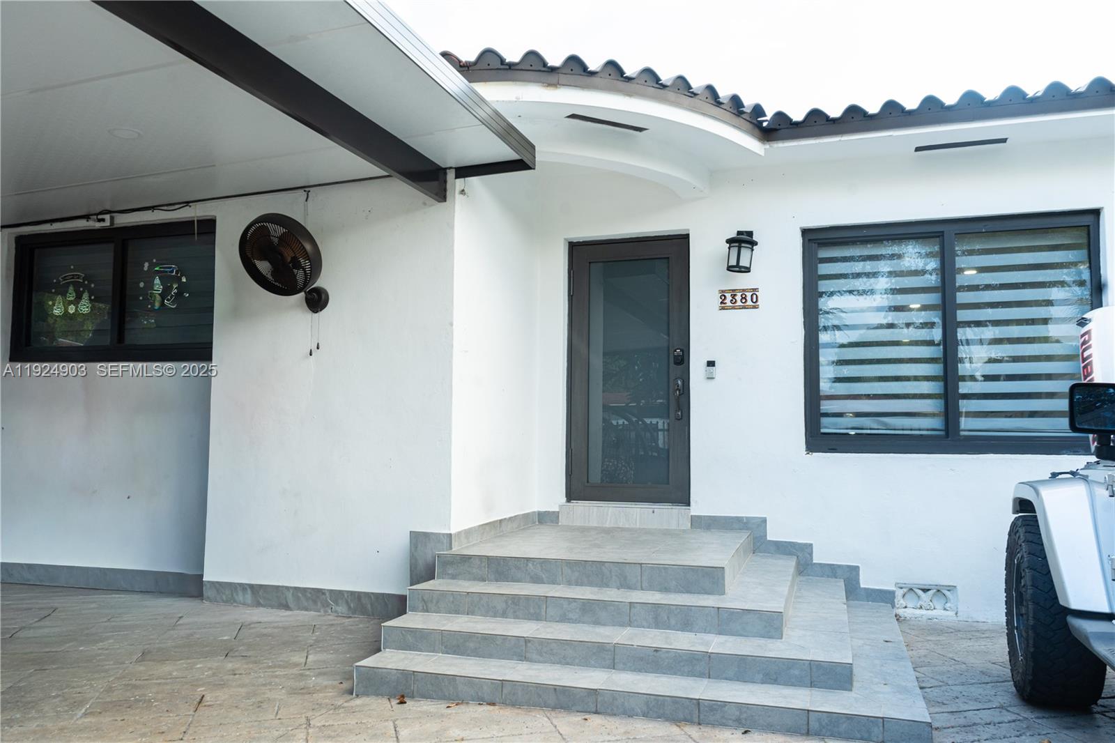 2380 SW 2nd St Miami, FL 33135