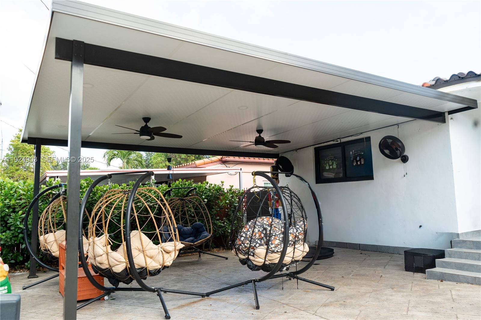 2380 SW 2nd St Miami, FL 33135