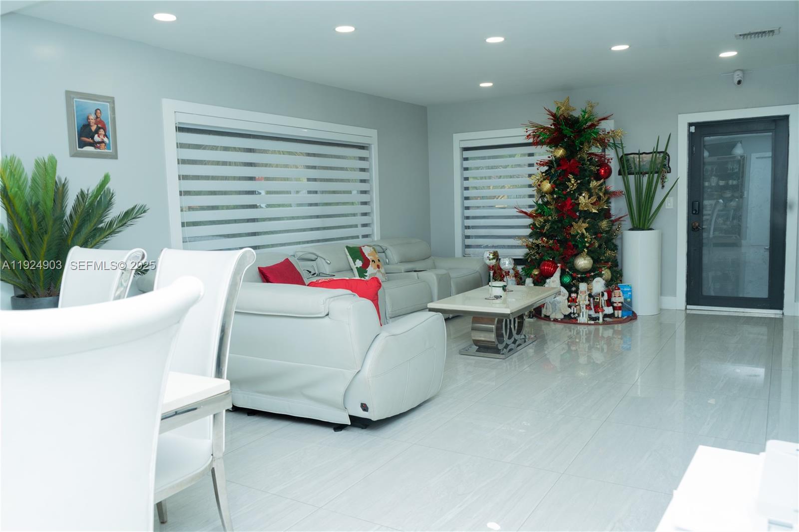 2380 SW 2nd St Miami, FL 33135