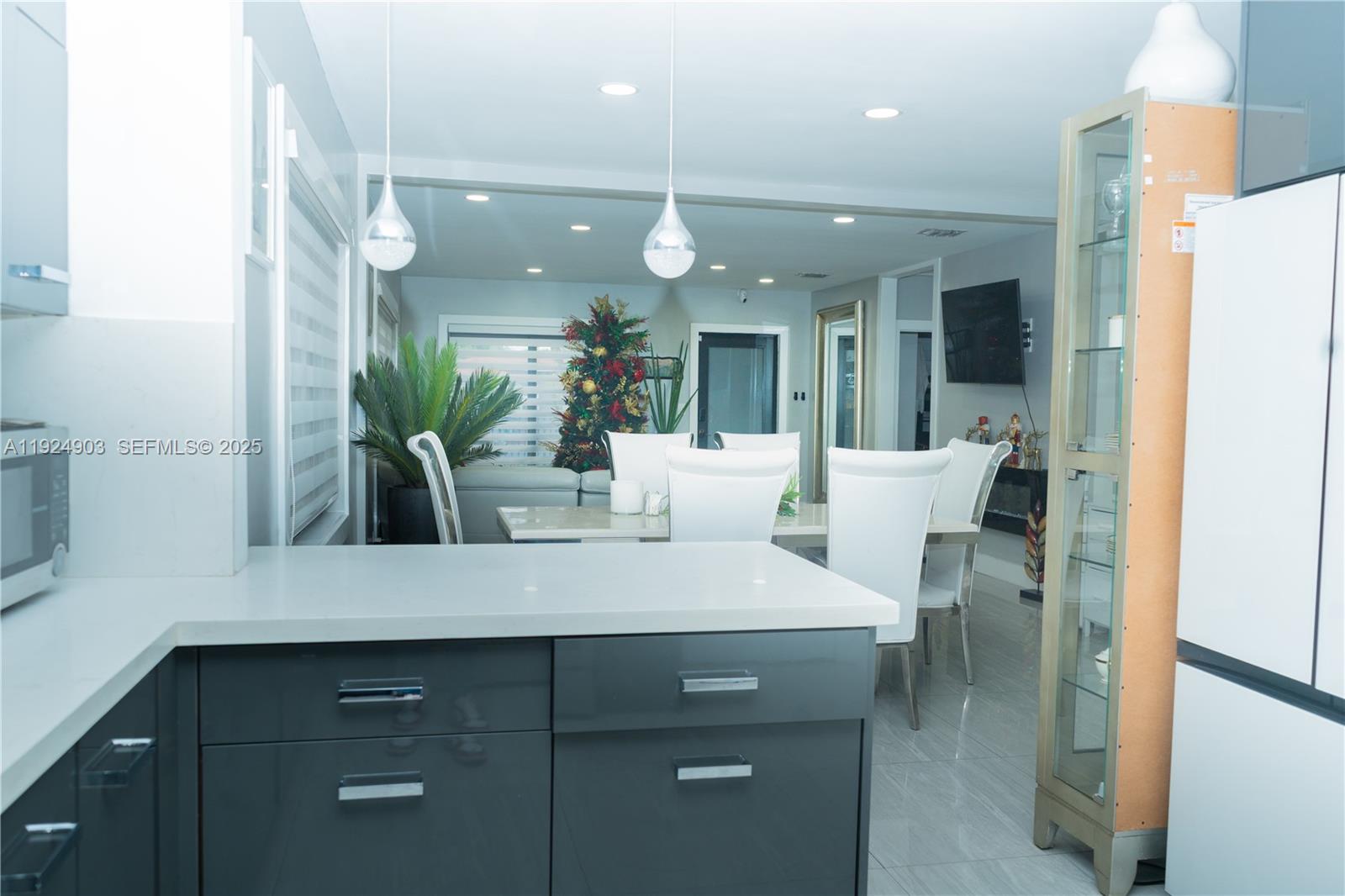 2380 SW 2nd St Miami, FL 33135