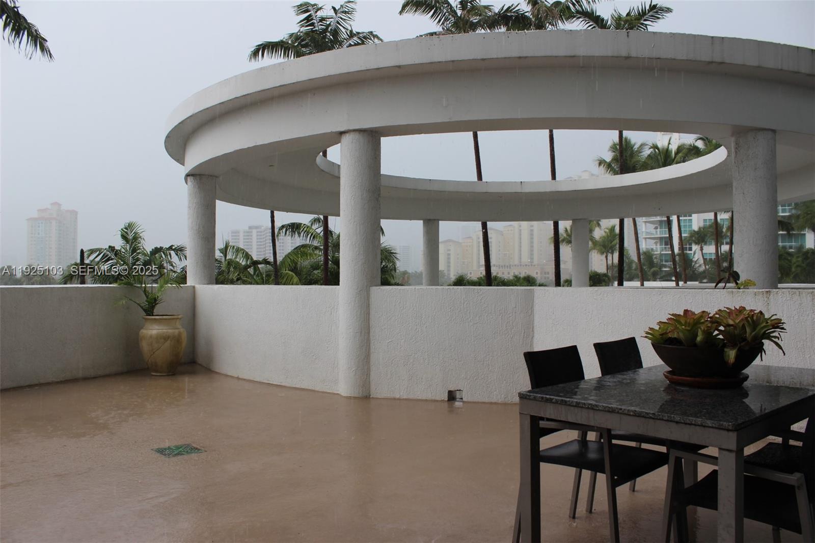 image Uptown Marina Lofts14