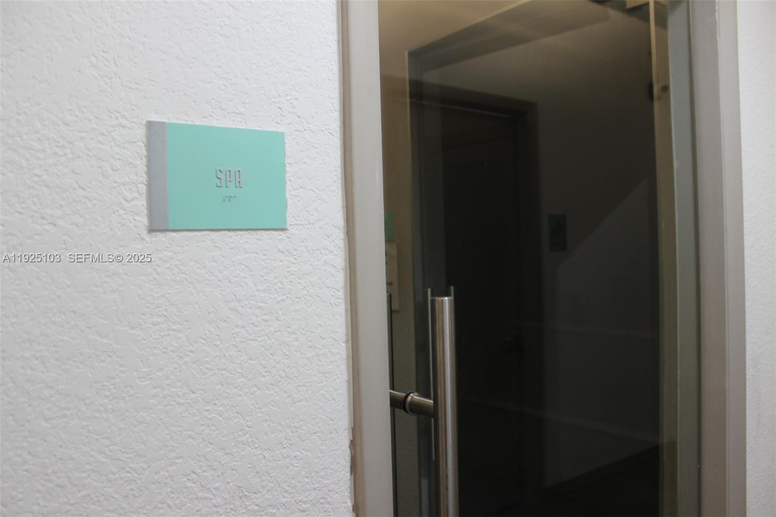 image Uptown Marina Lofts18