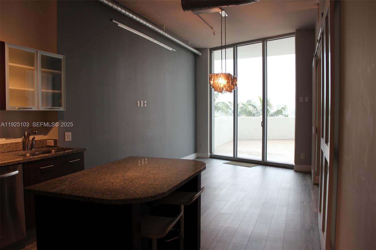 image Uptown Marina Lofts4