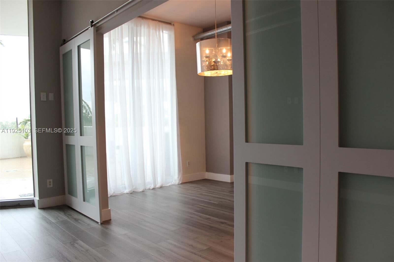 image Uptown Marina Lofts5