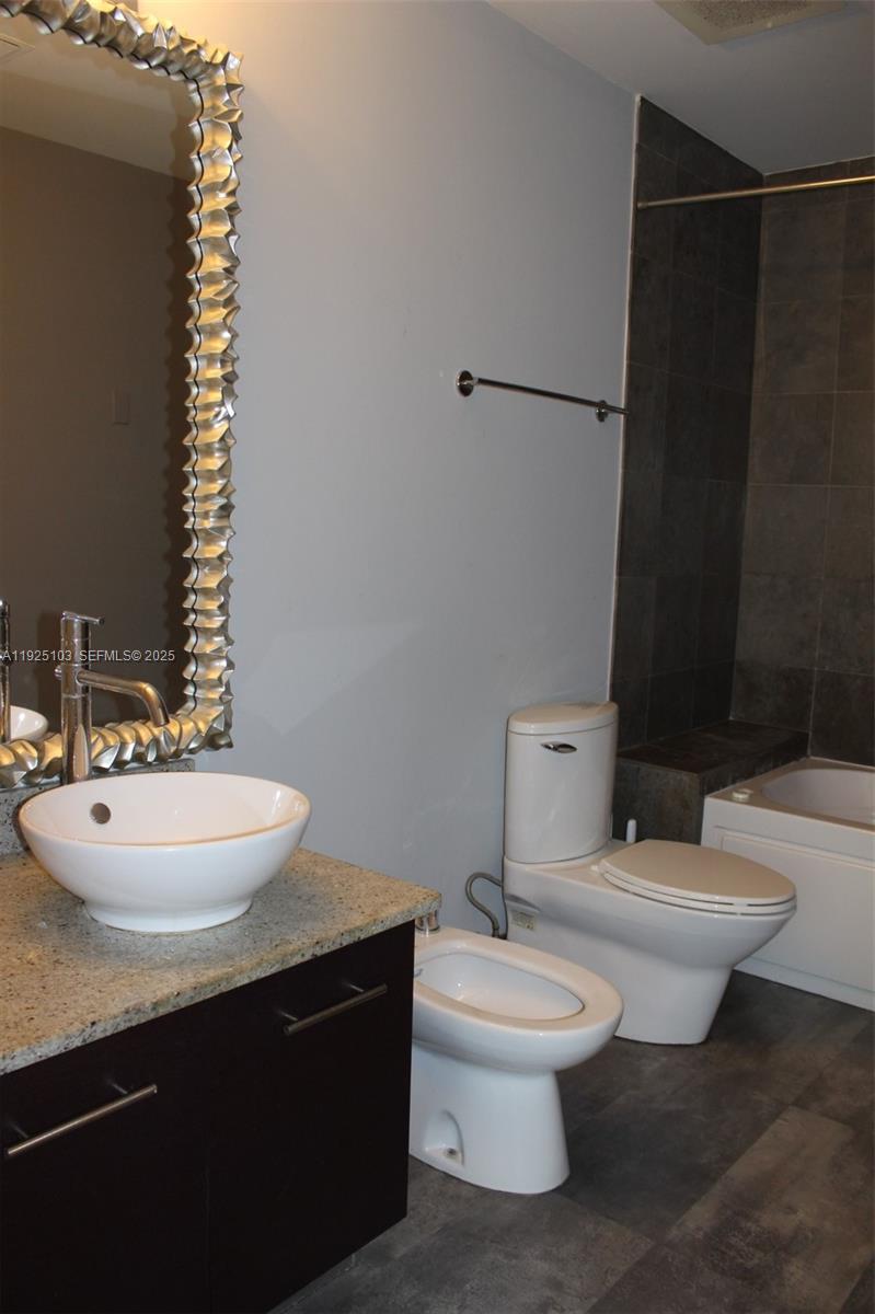 image Uptown Marina Lofts8