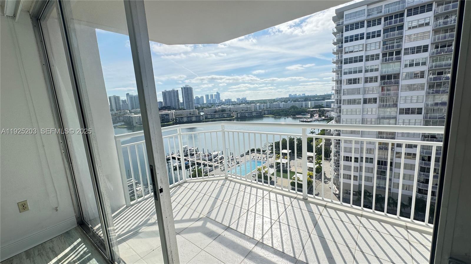 18061 Biscayne Blvd #1203 Aventura, FL 33160