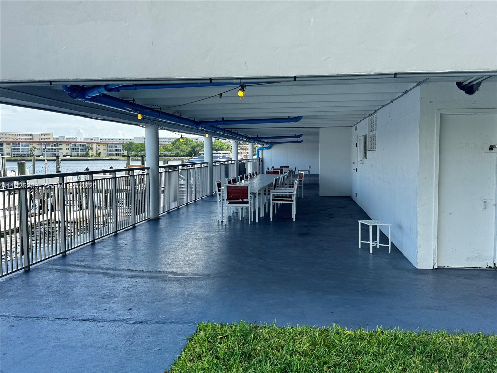 18061 Biscayne Blvd #1203 Aventura, FL 33160