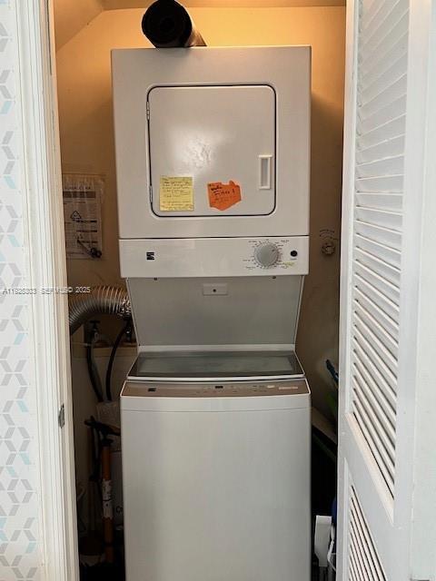 1614 Pennsylvania Ave #2I Miami Beach, FL 33139