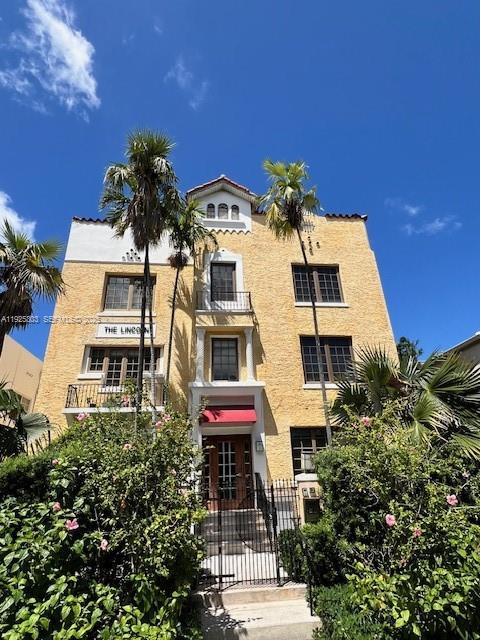 1614 Pennsylvania Ave #2I Miami Beach, FL 33139