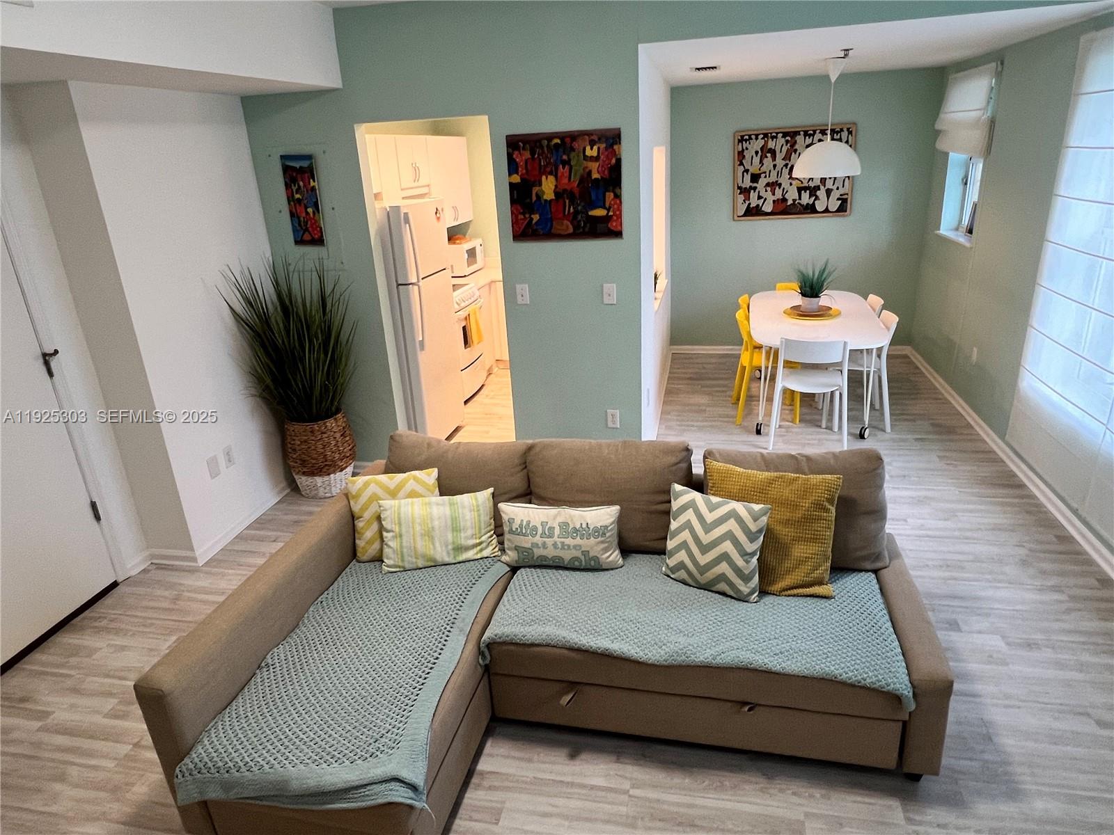 1614 Pennsylvania Ave #2I Miami Beach, FL 33139