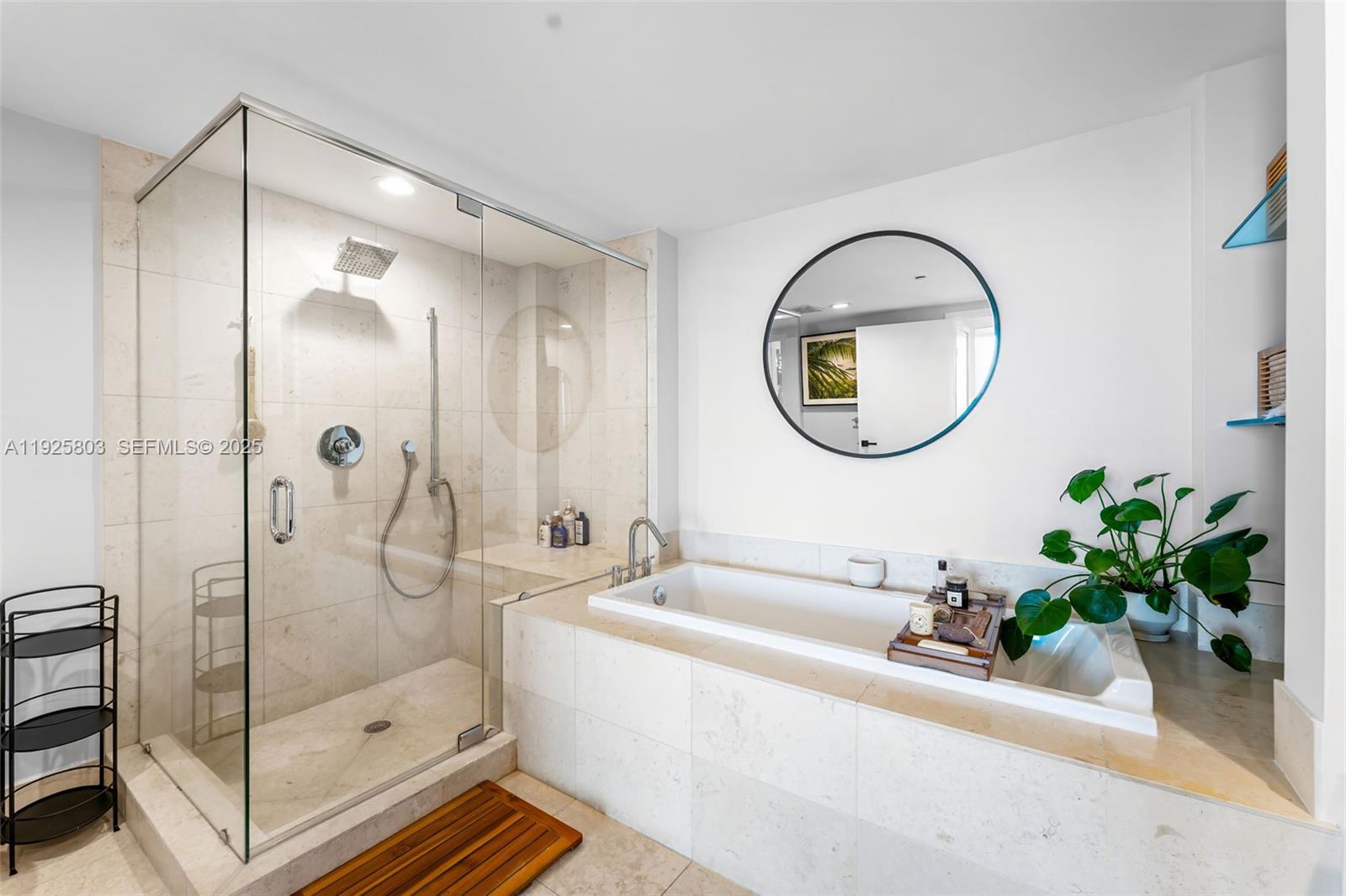 image Icon Brickell One14