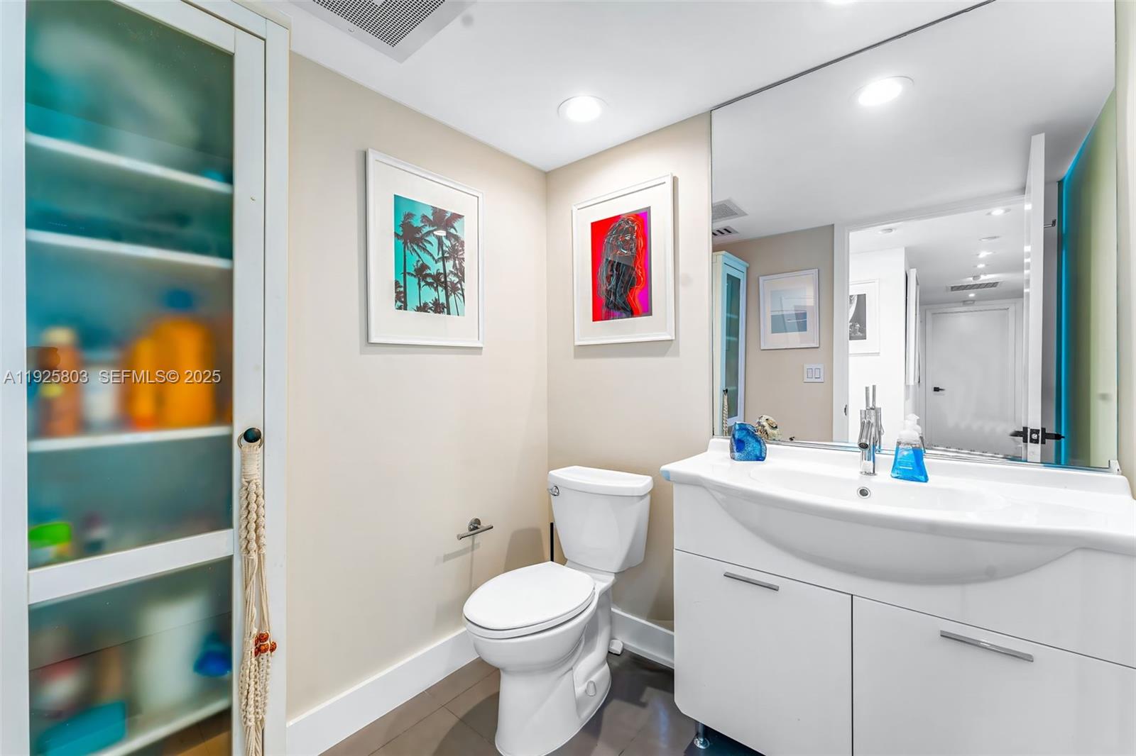 image Icon Brickell One19