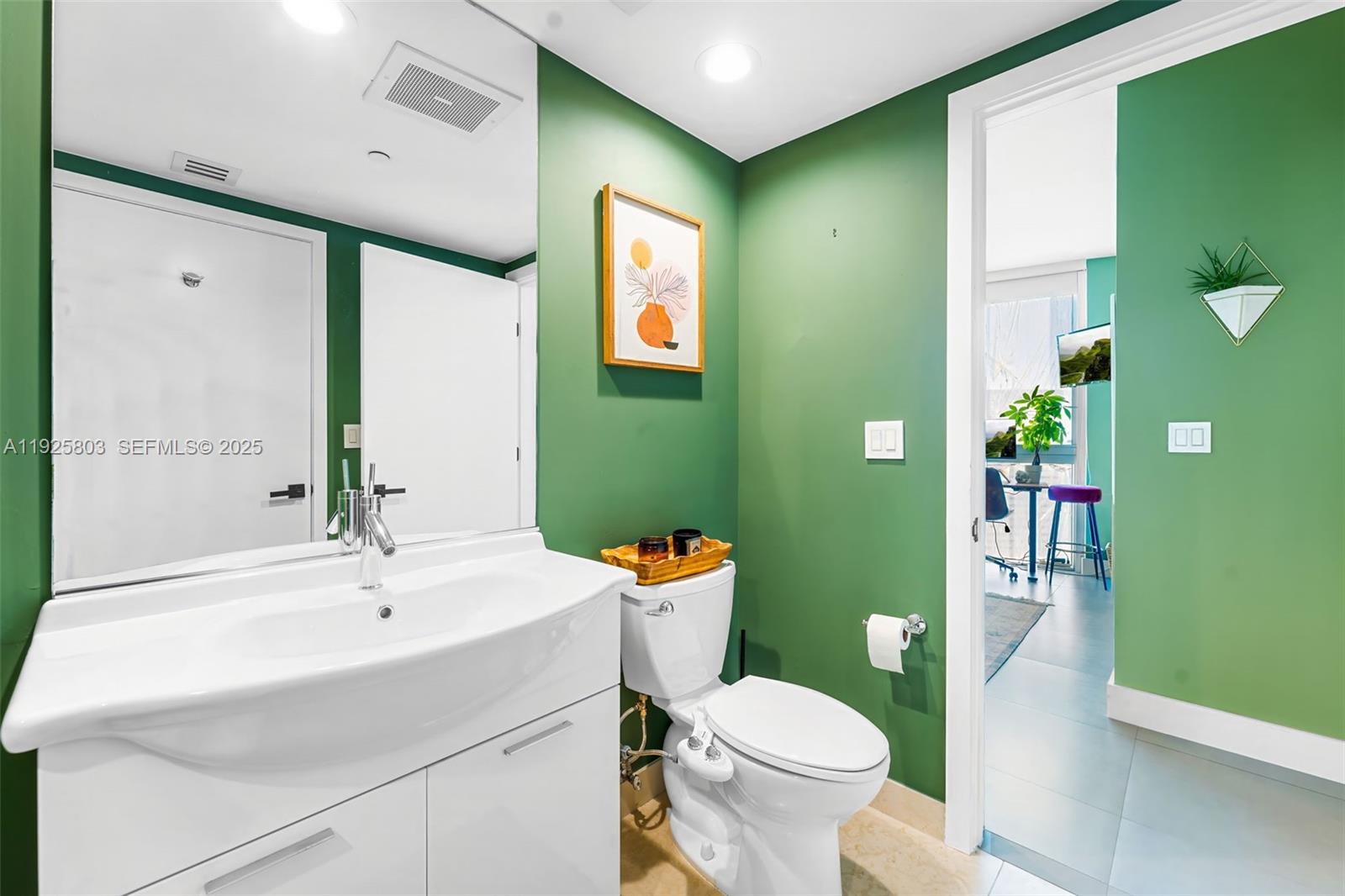 image Icon Brickell One21