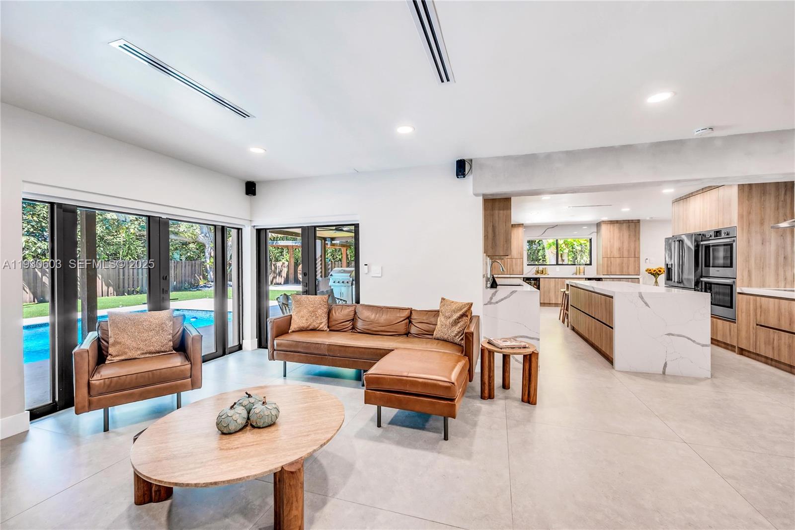 11340 SW 74th Ct Pinecrest, FL 33156