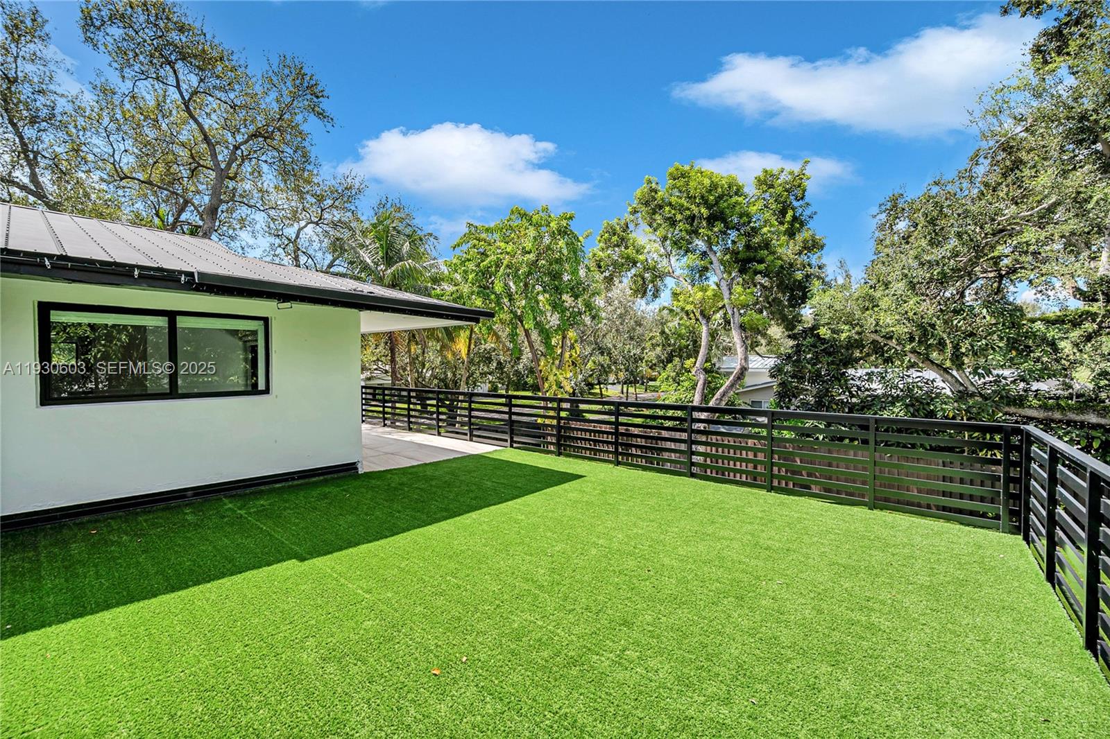 11340 SW 74th Ct Pinecrest, FL 33156