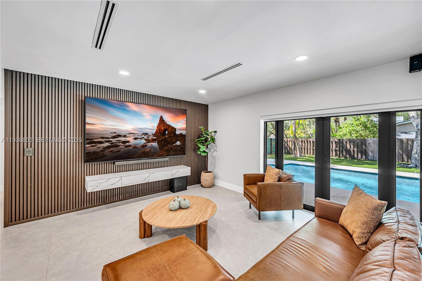 11340 SW 74th Ct Pinecrest, FL 33156