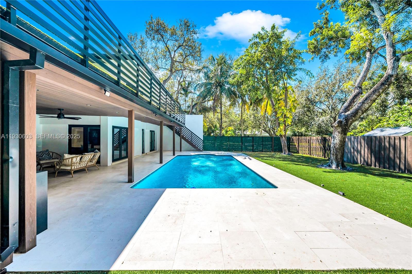 11340 SW 74th Ct Pinecrest, FL 33156