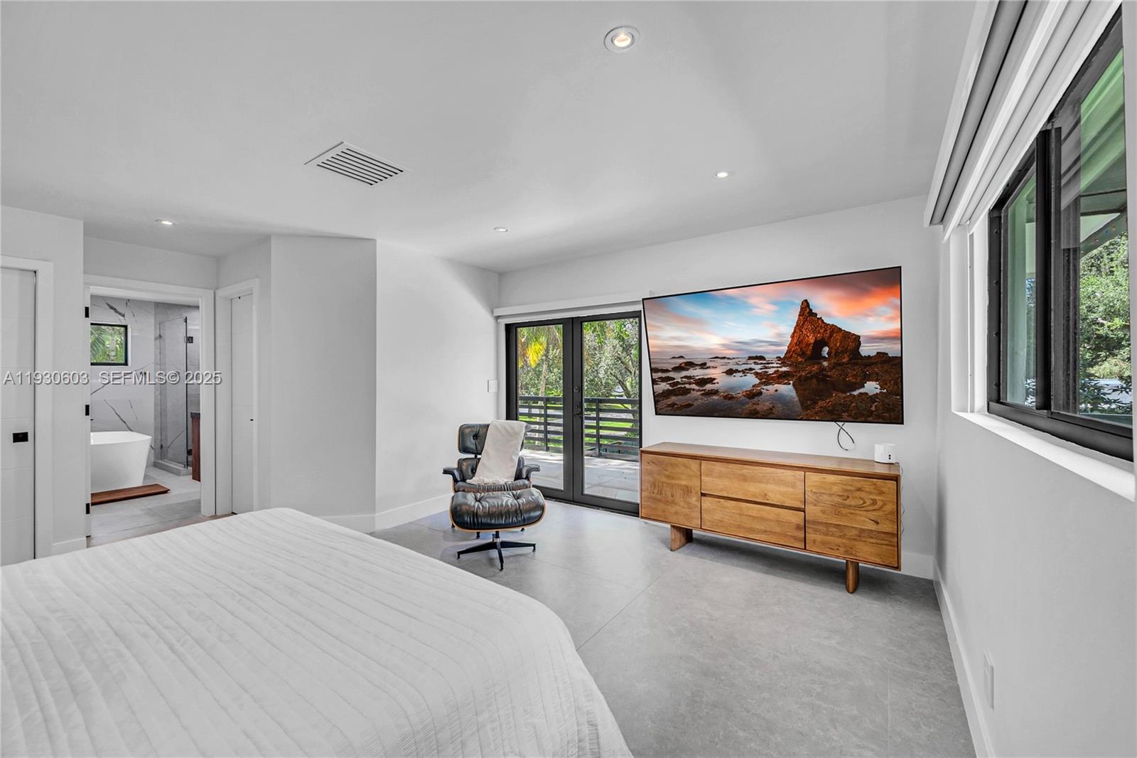 11340 SW 74th Ct Pinecrest, FL 33156