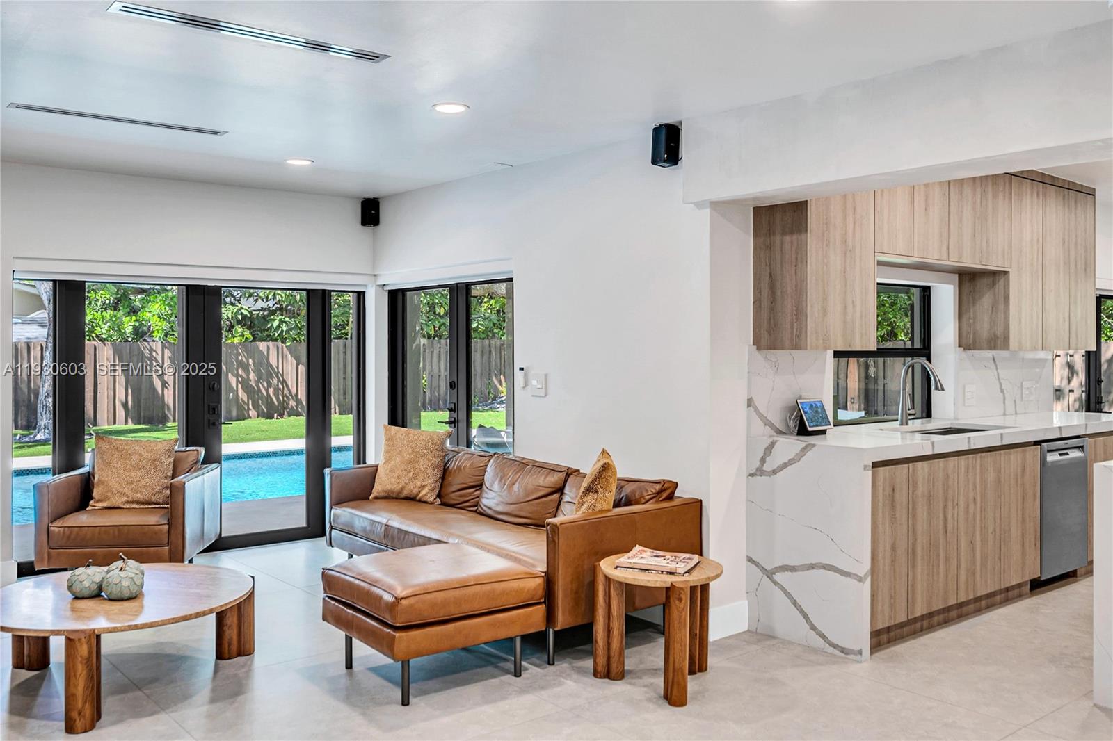 11340 SW 74th Ct Pinecrest, FL 33156