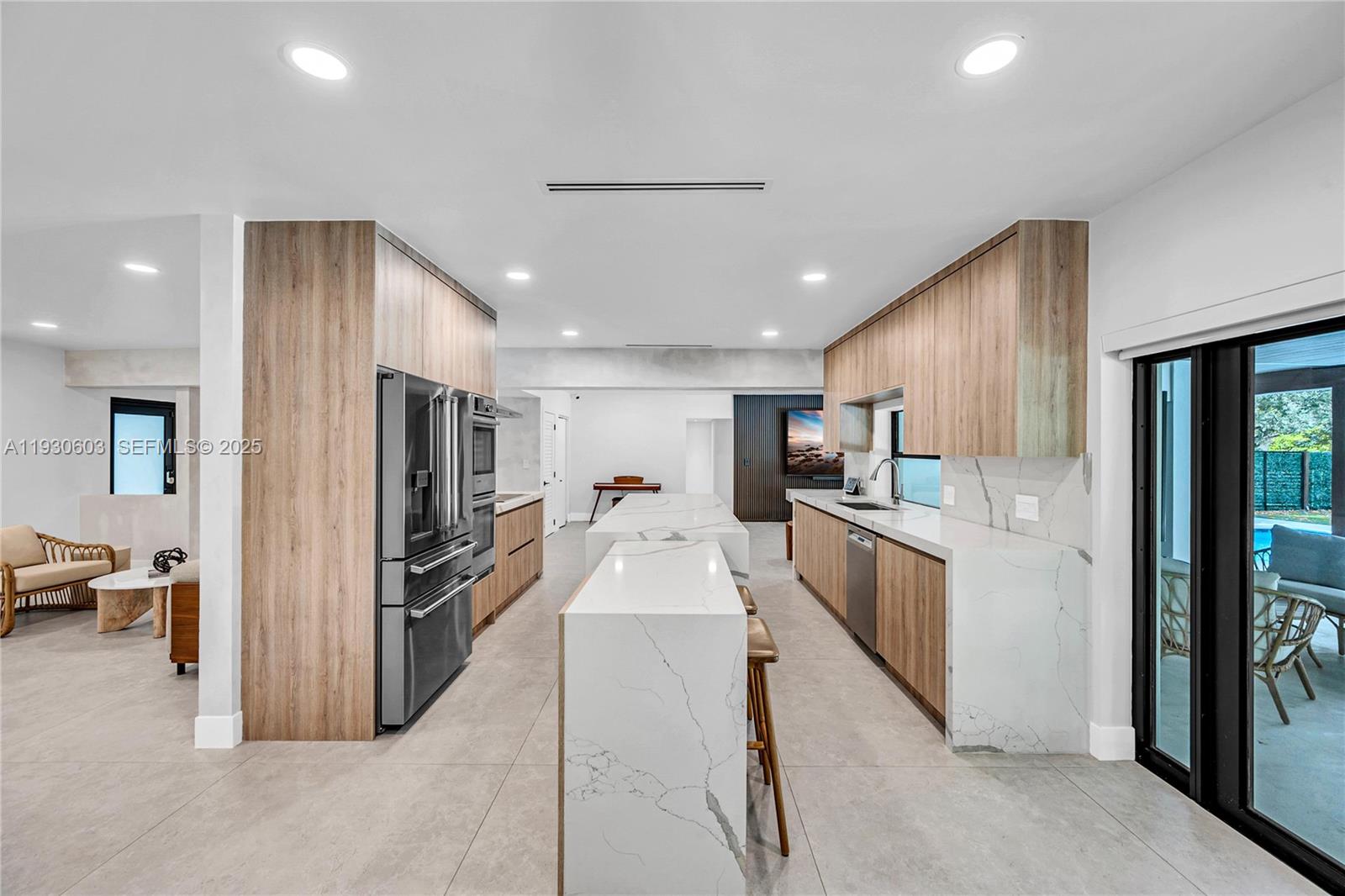 11340 SW 74th Ct Pinecrest, FL 33156