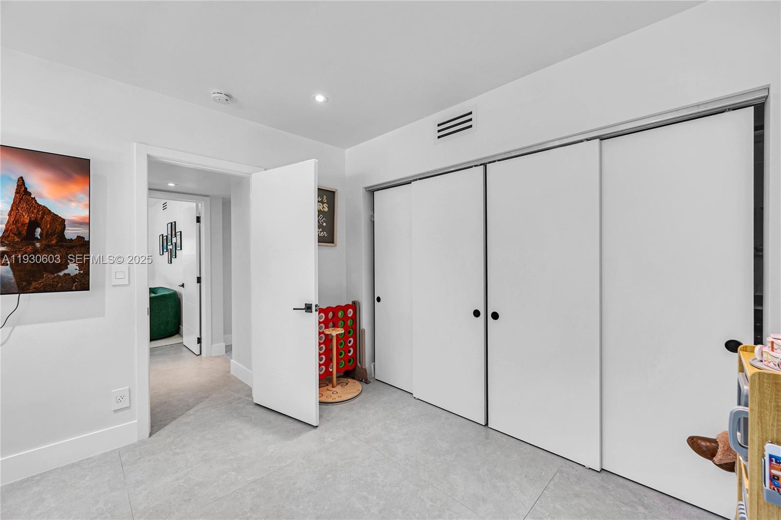 11340 SW 74th Ct Pinecrest, FL 33156