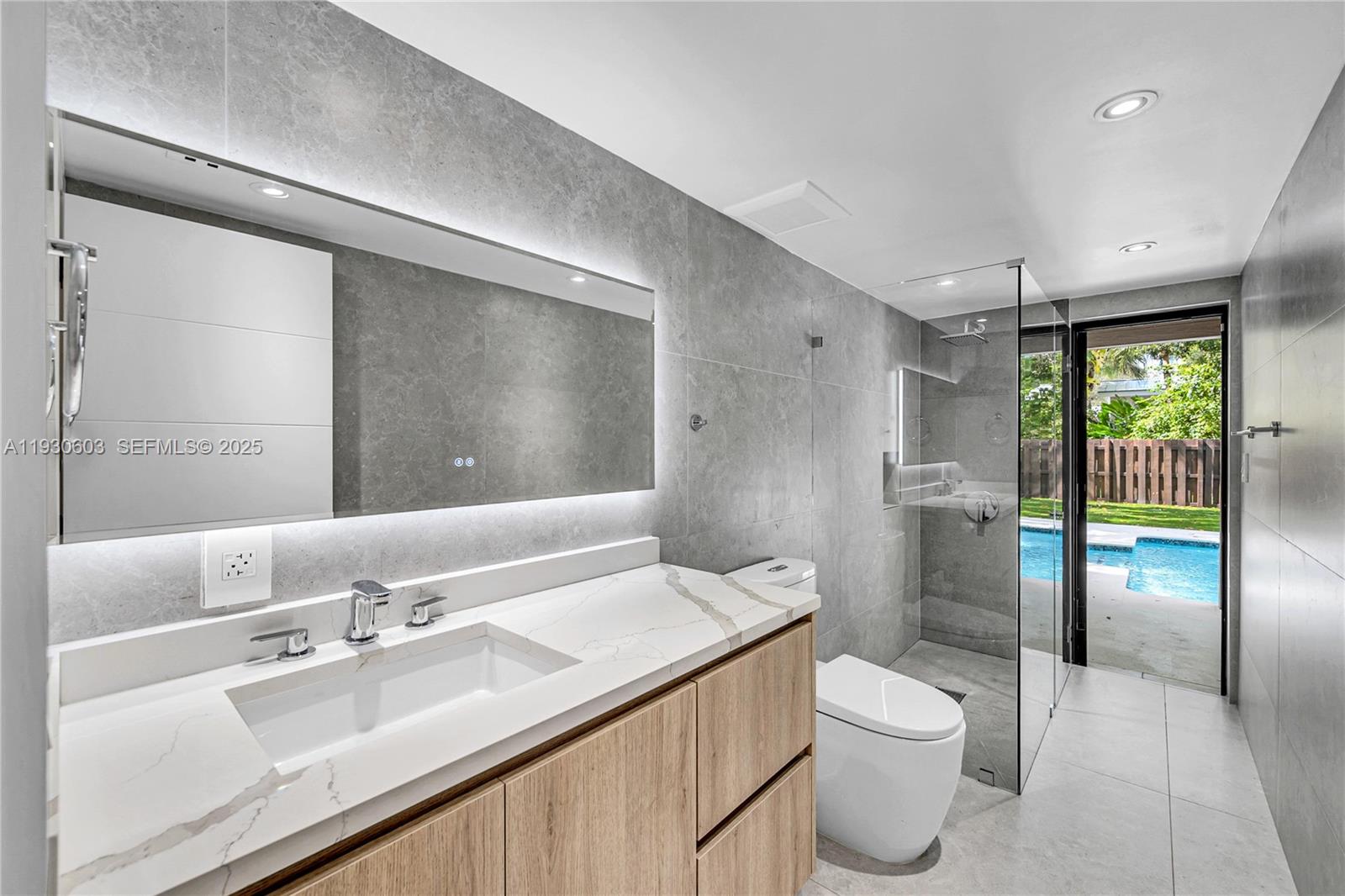 11340 SW 74th Ct Pinecrest, FL 33156