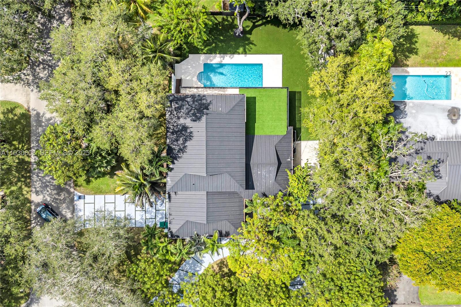 11340 SW 74th Ct Pinecrest, FL 33156