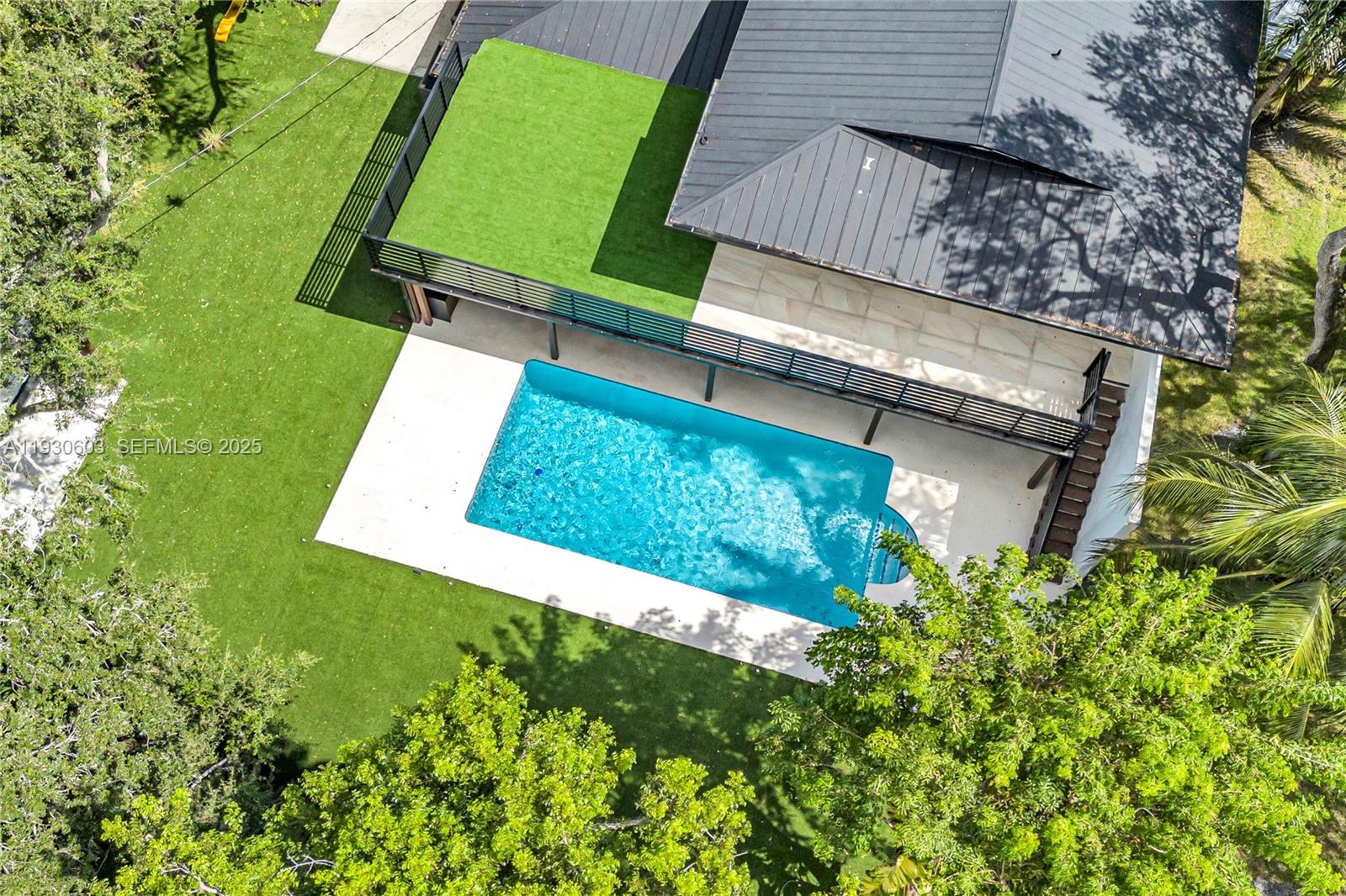 11340 SW 74th Ct Pinecrest, FL 33156