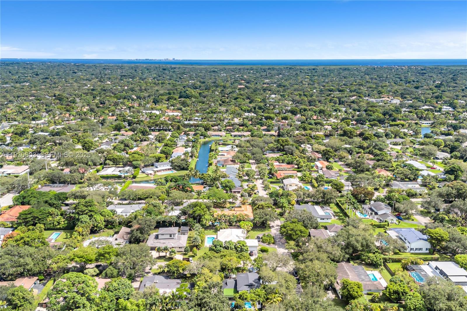 11340 SW 74th Ct Pinecrest, FL 33156