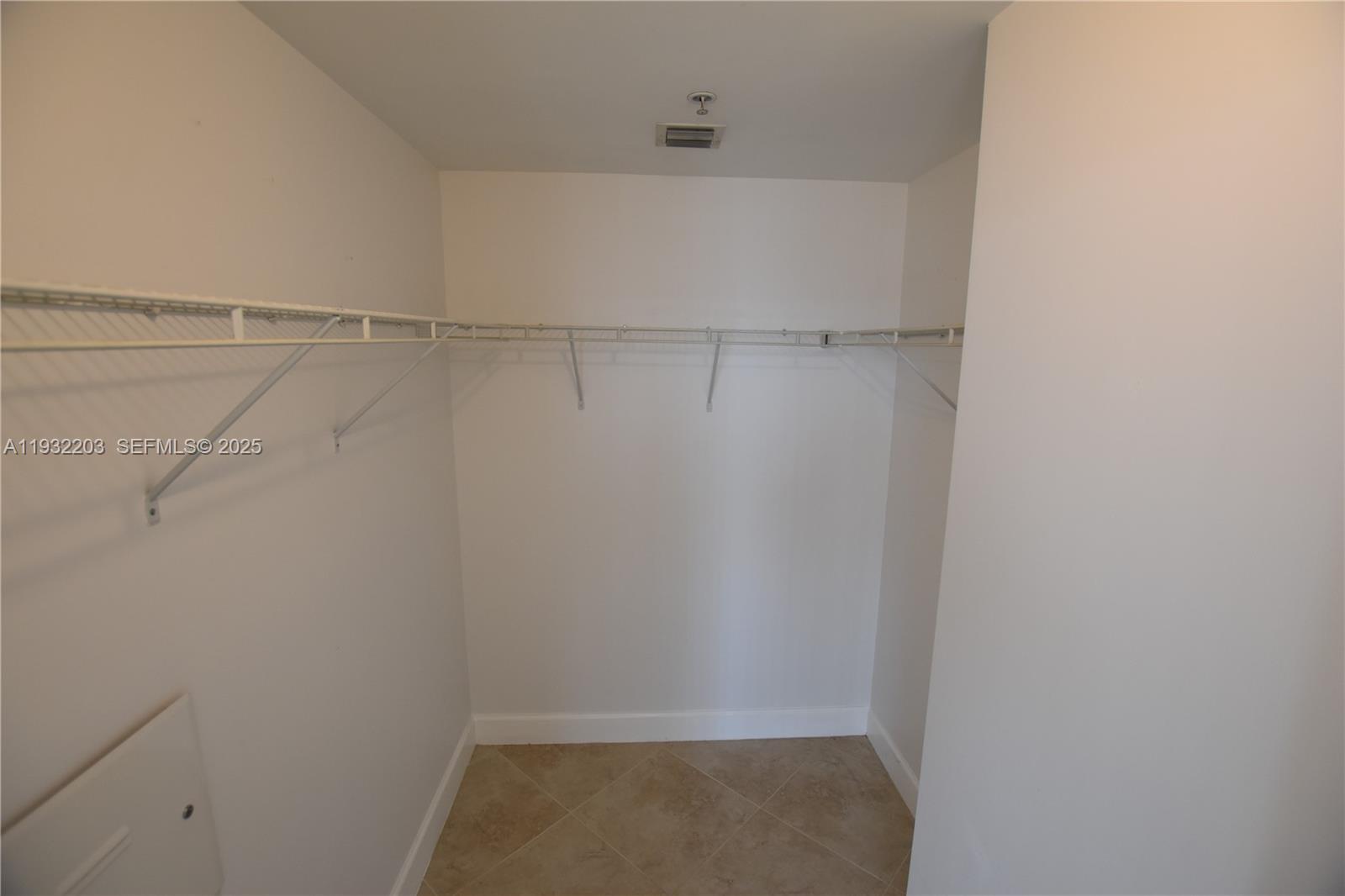 550 Okeechobee Blvd #1216 West Palm Beach, FL 33401