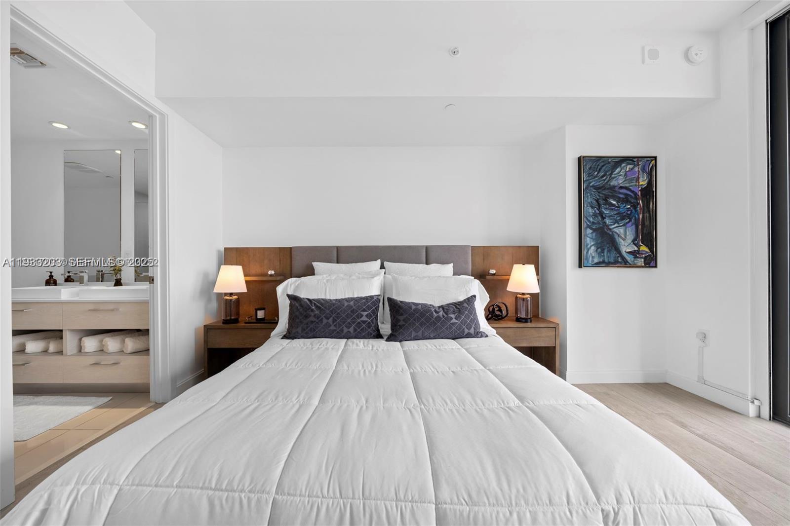 image Brickell Heights East12