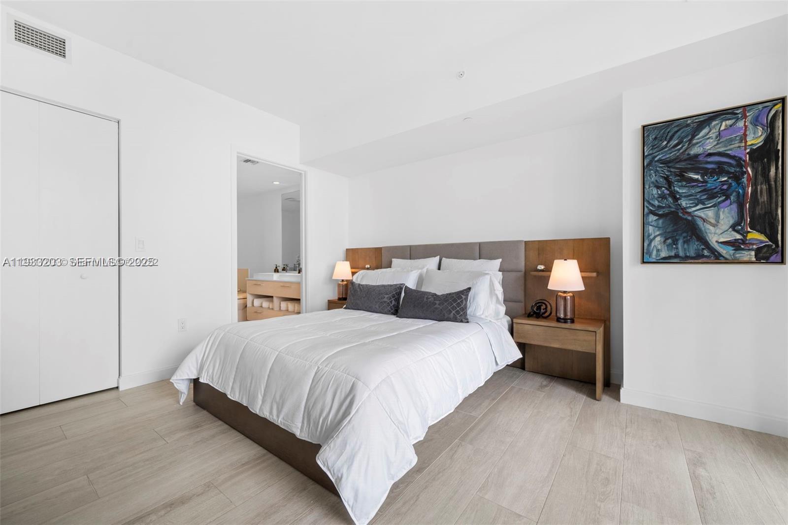 image Brickell Heights East13