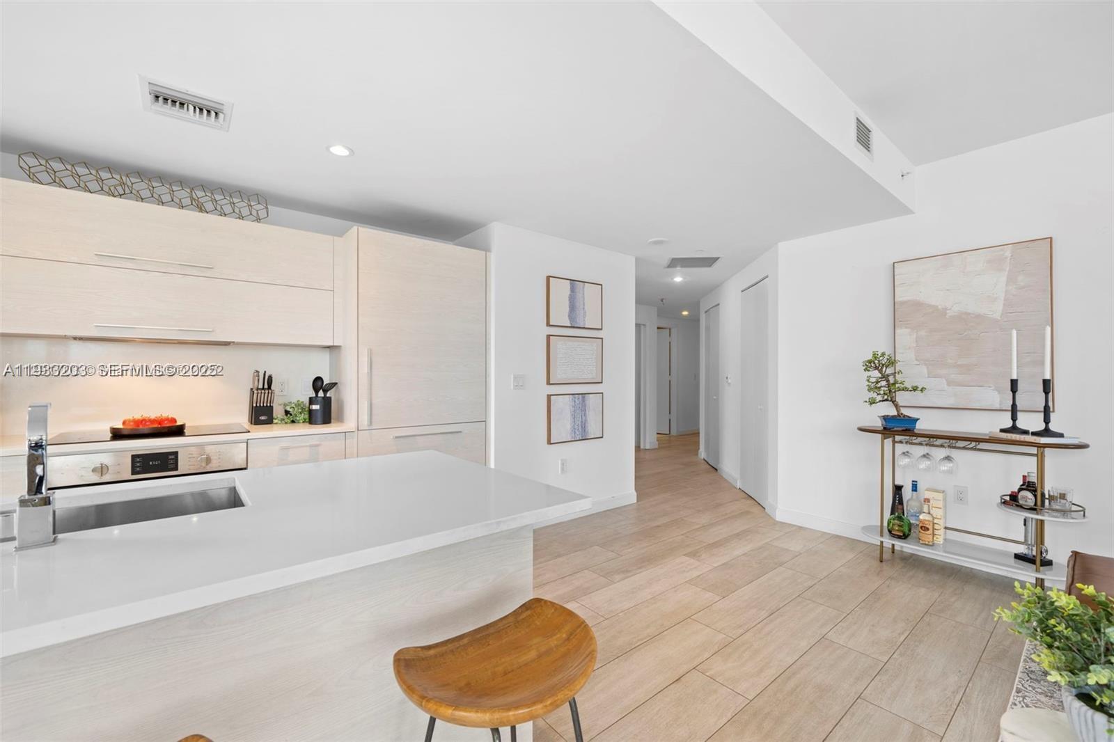 image Brickell Heights East6