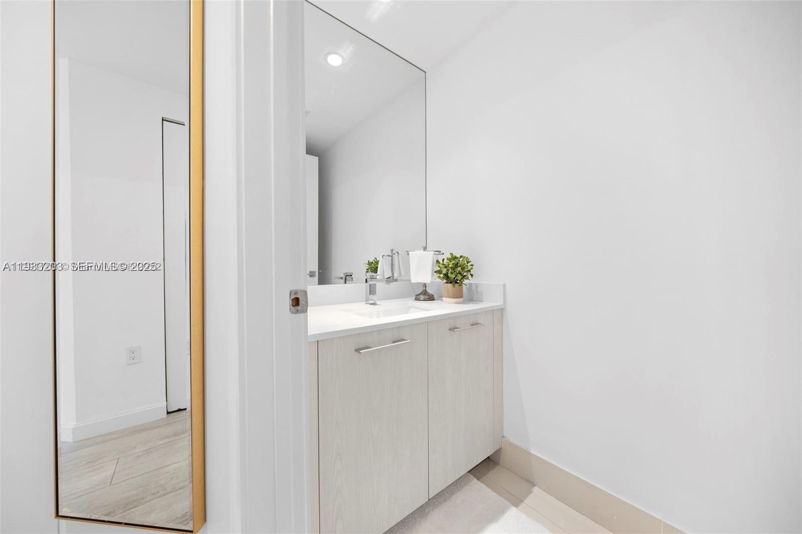 image Brickell Heights East8