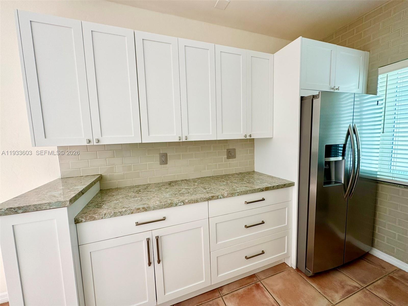 1925 Calais Dr #6 Miami Beach, FL 33141