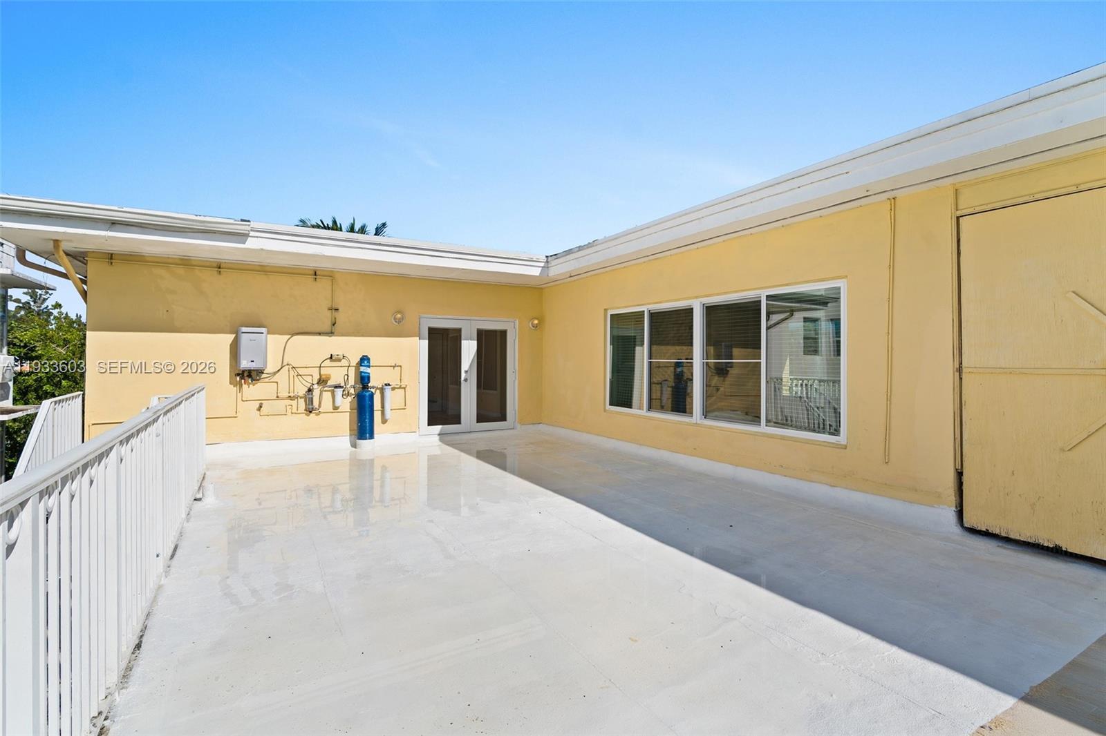 1925 Calais Dr #6 Miami Beach, FL 33141