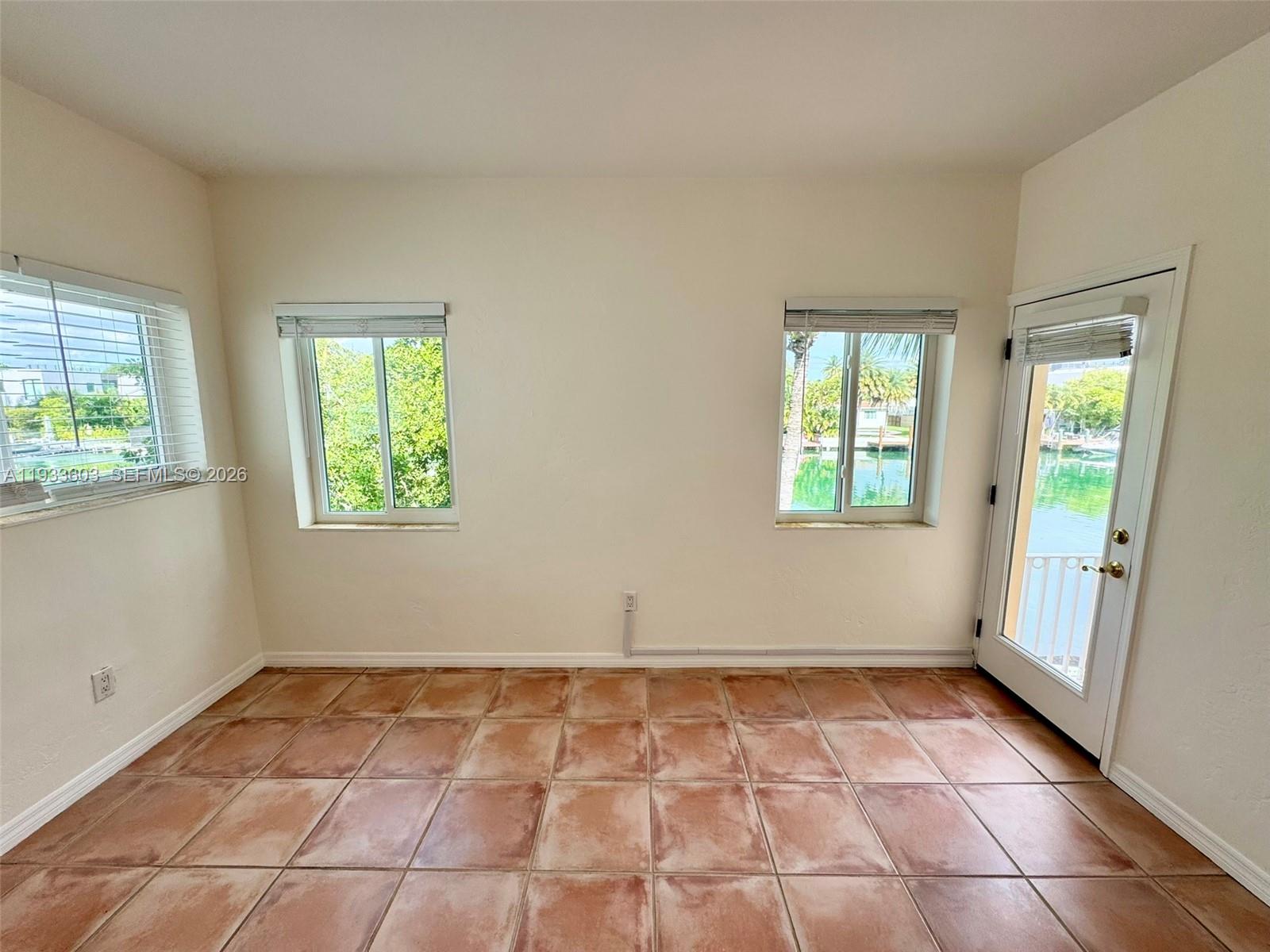 1925 Calais Dr #6 Miami Beach, FL 33141