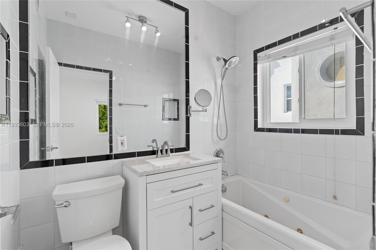 1925 Calais Dr #6 Miami Beach, FL 33141