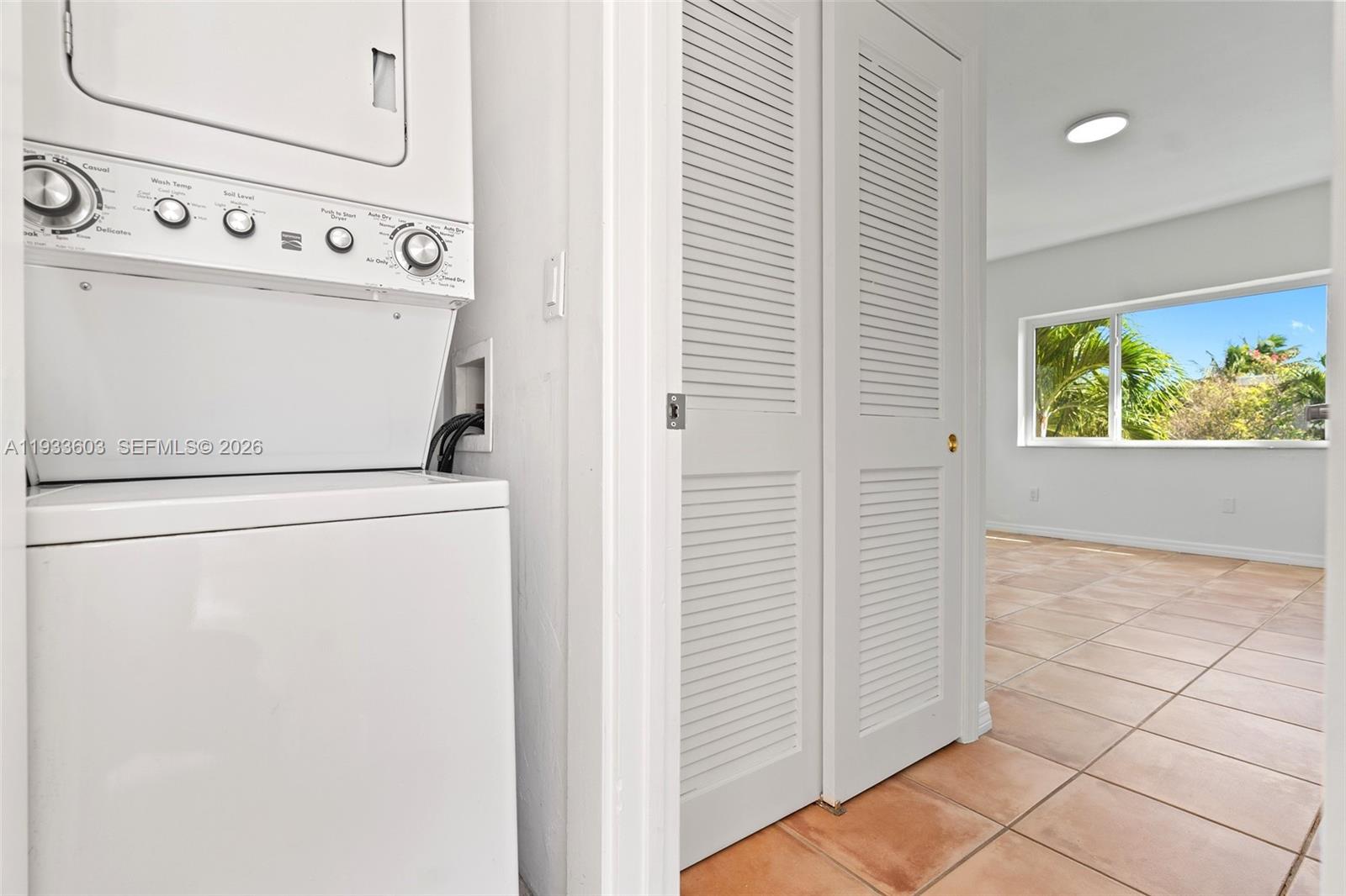 1925 Calais Dr #6 Miami Beach, FL 33141